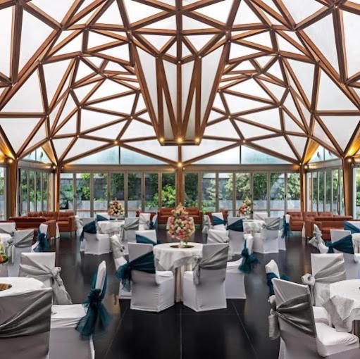 Hotel Crystal Palace Мирут Екстериор снимка